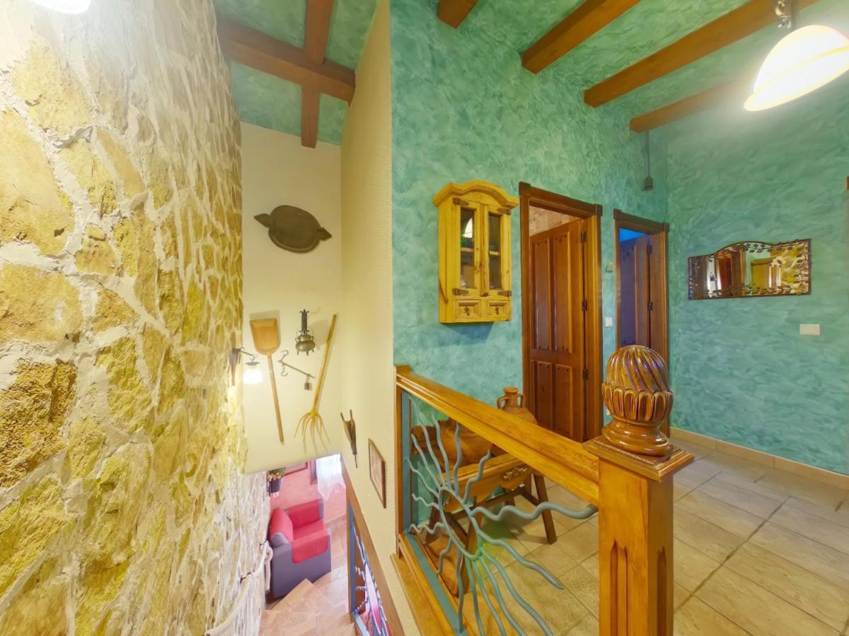 Ruralrut-El Tiemblo Wifi, Cabina De Hidromasaje, Aire Acondicionado Y A Pocos Metros De Zonas De Bano Naturales Esterno foto