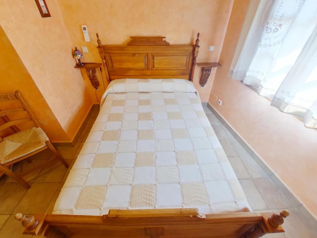 Ruralrut-El Tiemblo Wifi, Cabina De Hidromasaje, Aire Acondicionado Y A Pocos Metros De Zonas De Bano Naturales Esterno foto